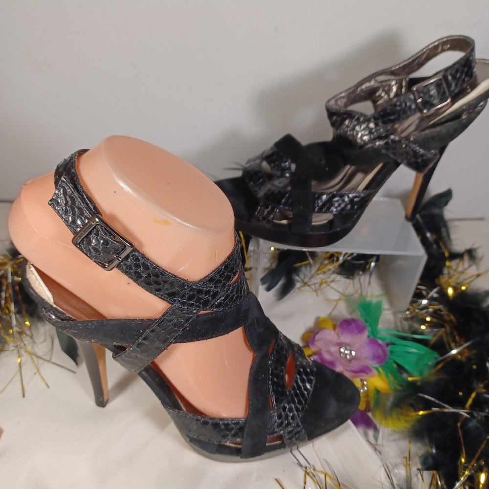 CHARLES DAVID SUEDE LEATHER BLACK ANIMAL PRINT CROSS-STRAP PEEP-TOE HEEL 7M EUC